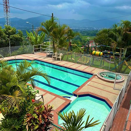 Eco Hotel La Selecta Pereira Bagian luar foto