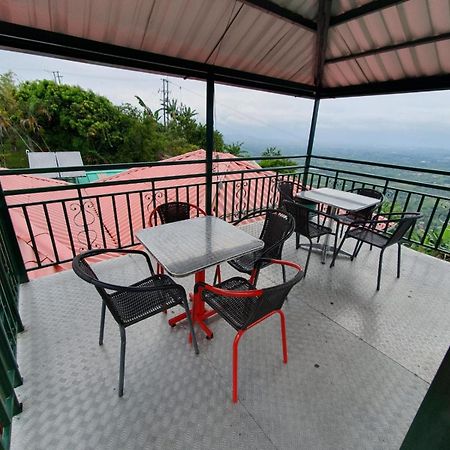 Eco Hotel La Selecta Pereira Bagian luar foto