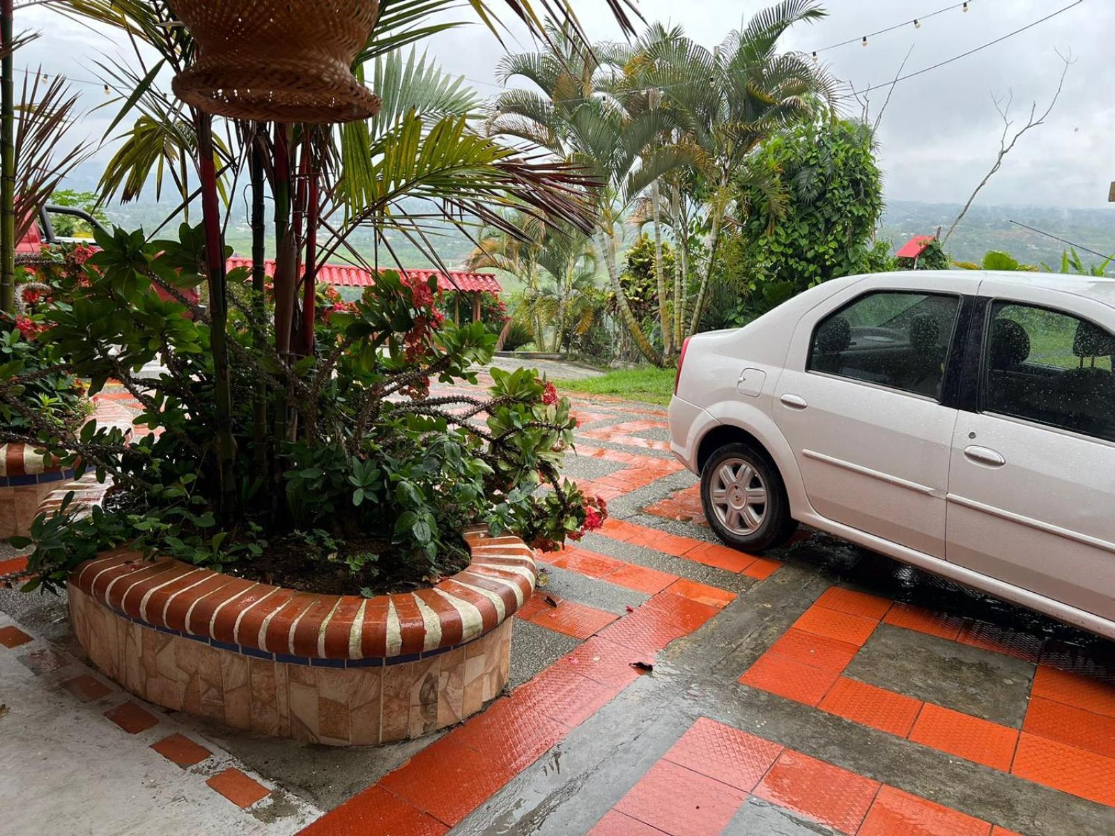 Eco Hotel La Selecta Pereira Bagian luar foto