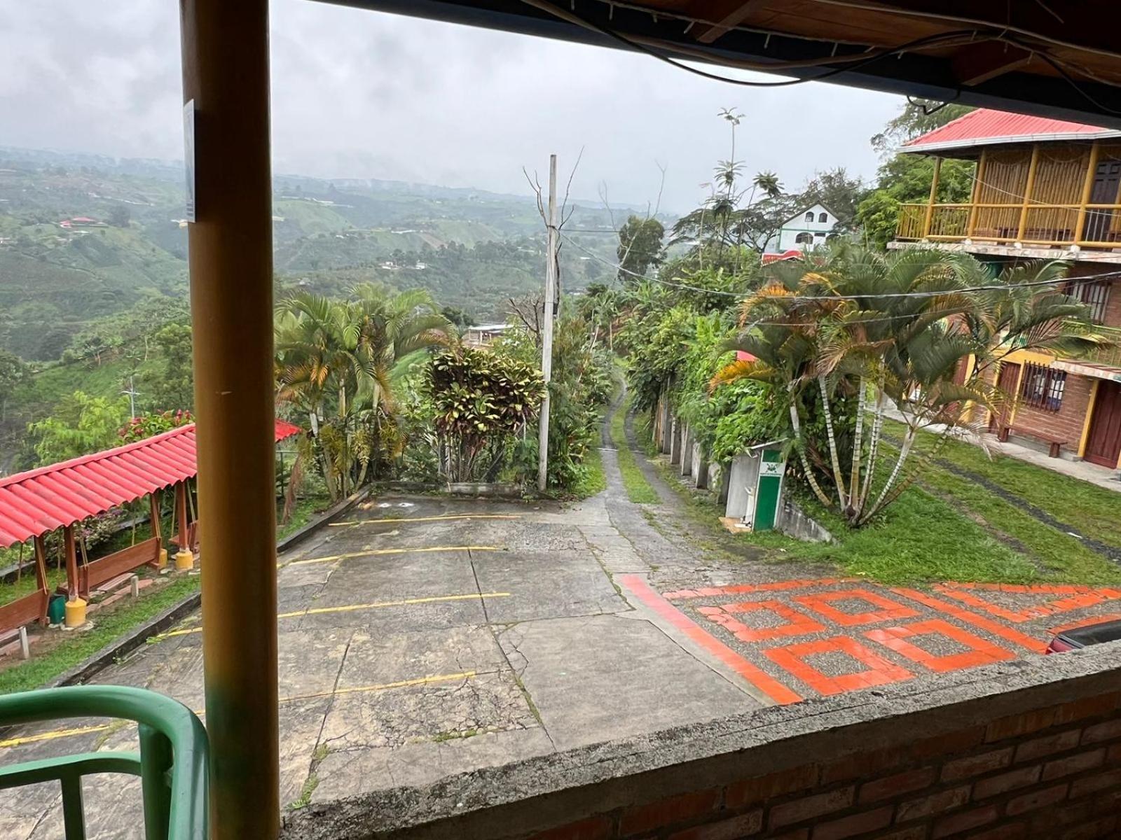 Eco Hotel La Selecta Pereira Bagian luar foto