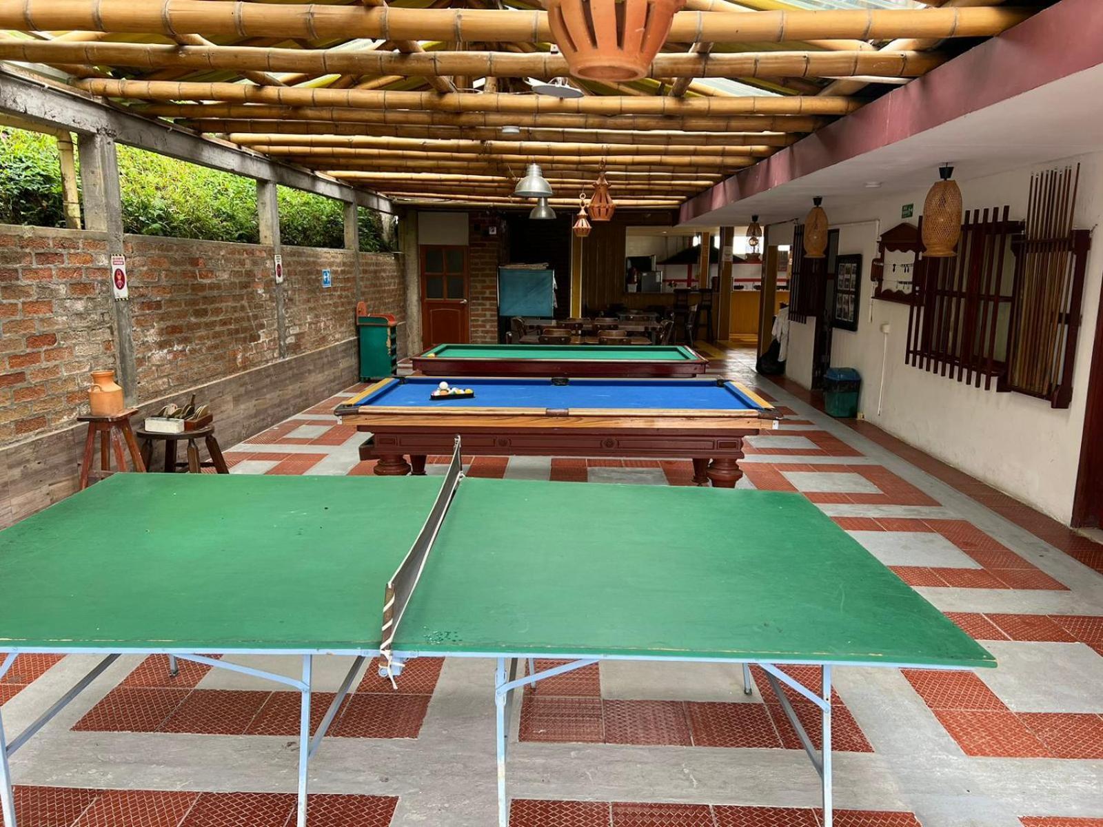 Eco Hotel La Selecta Pereira Bagian luar foto
