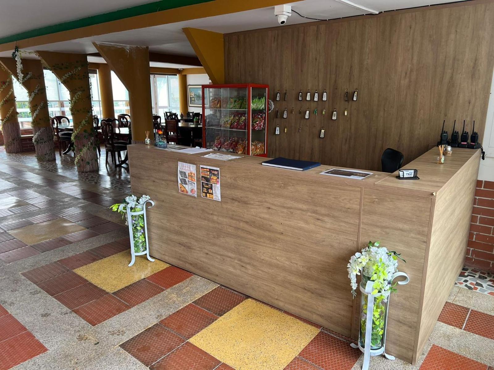 Eco Hotel La Selecta Pereira Bagian luar foto